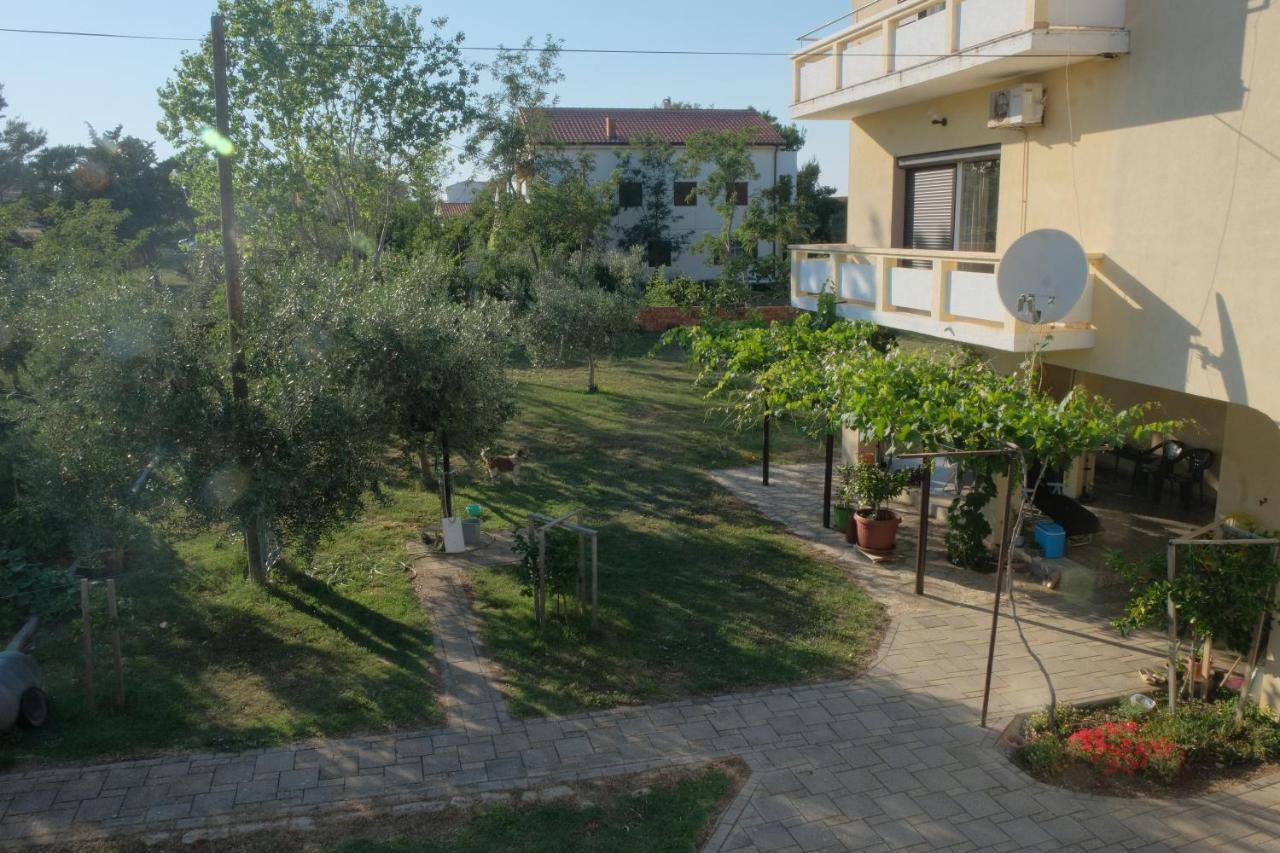 Apartmani Bosiljka Nin Buitenkant foto