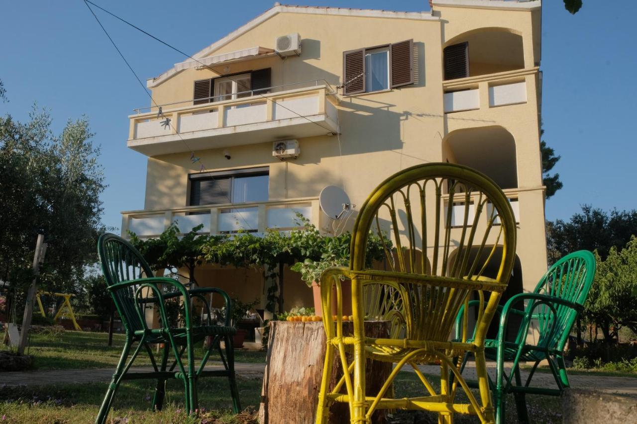 Apartmani Bosiljka Nin Buitenkant foto